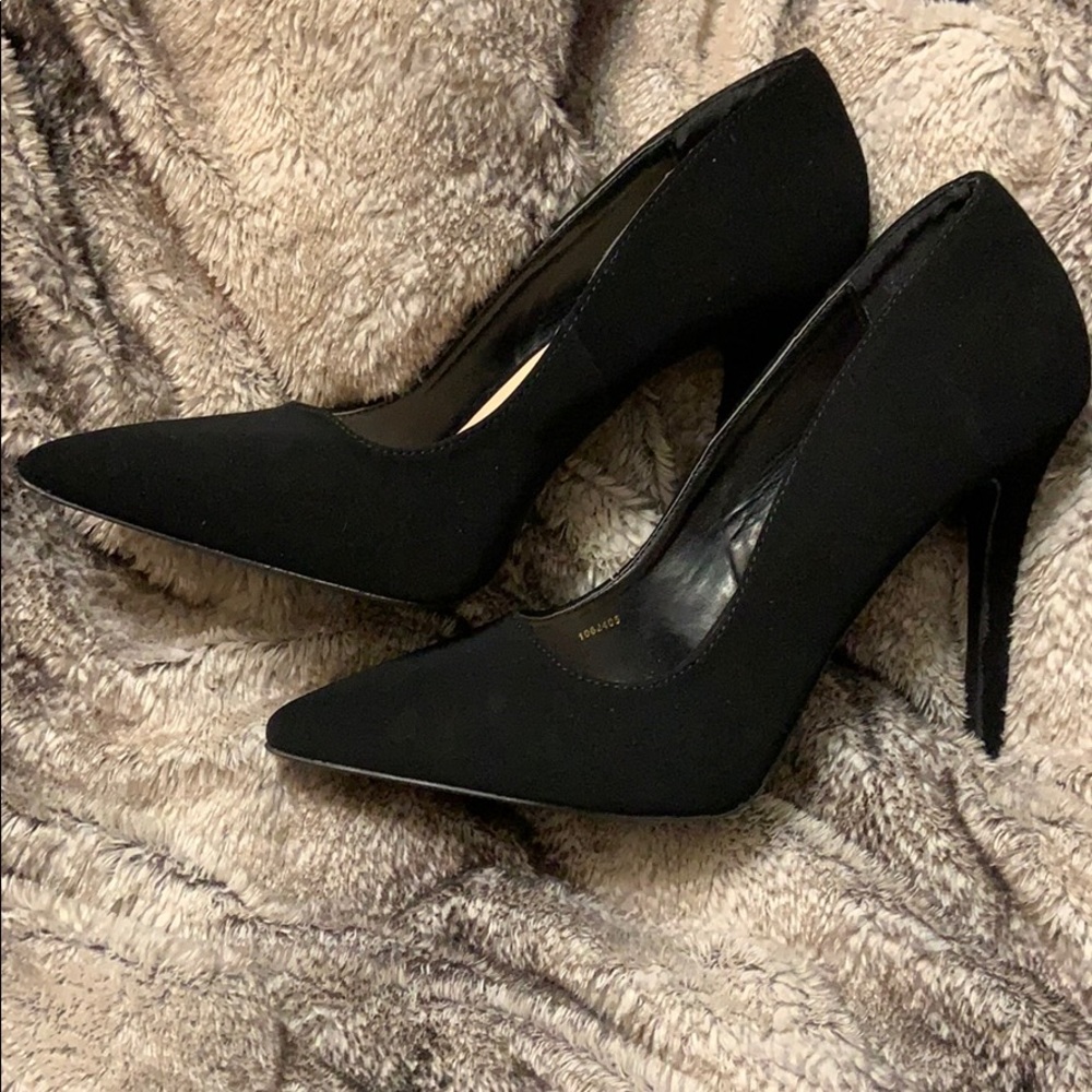 Black suede heels